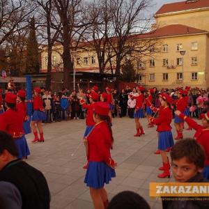 08.12.2015 - Запалване на коледната елха и откриване на ледената пързалка