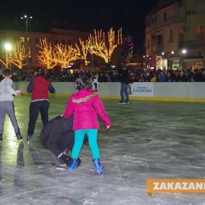 08.12.2015 - Запалване на коледната елха и откриване на ледената пързалка